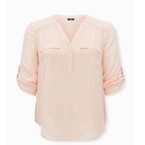 Torrid HARPER - GEORGETTE PULLOVER BLOUSE
